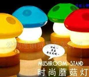 韩国时尚蘑菇拍拍灯 点亮温馨生活的小夜灯之选